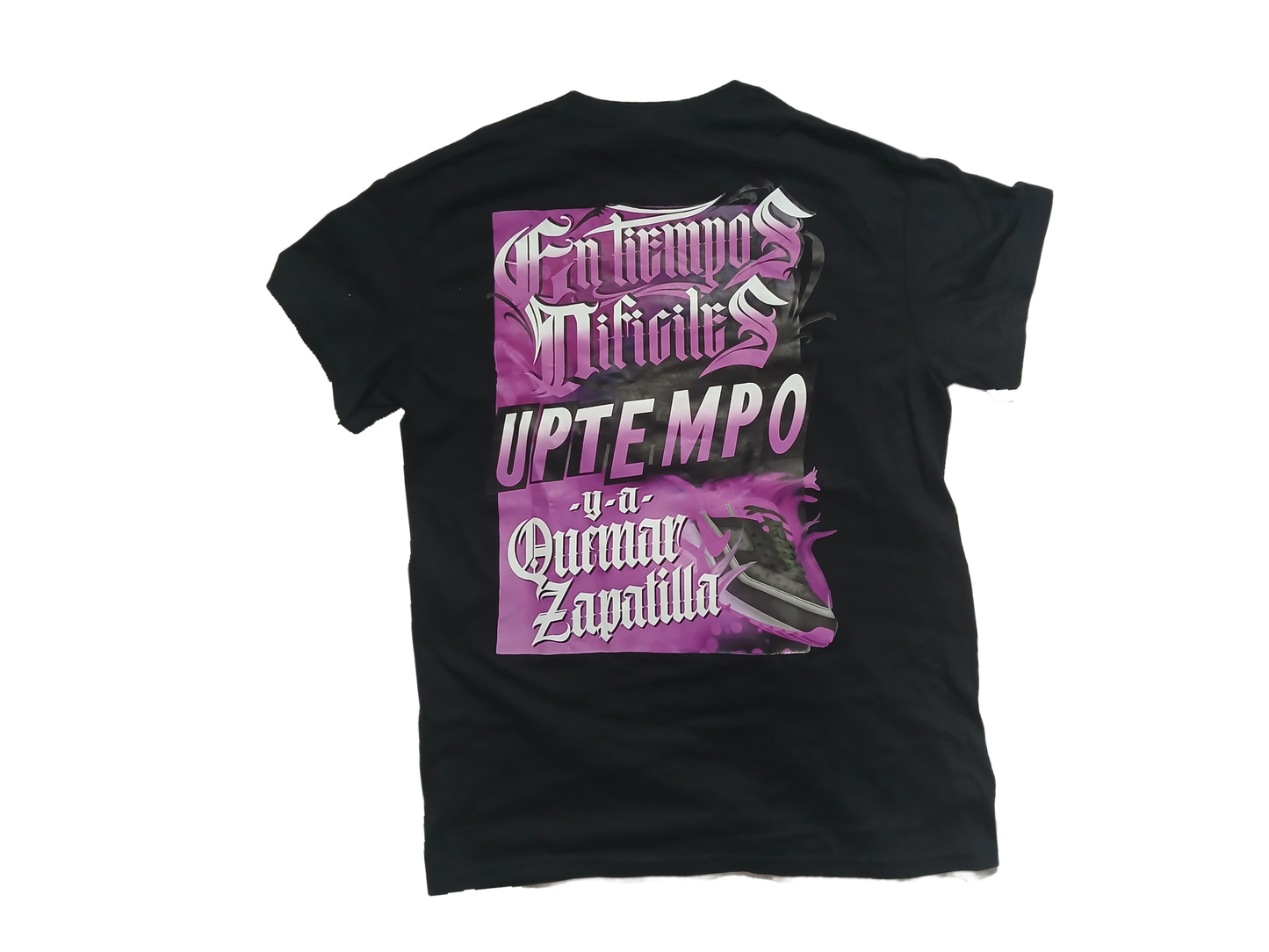 Camiseta En Tiempos Dificiles