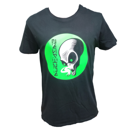 Camiseta Newstyle Smoking Alien